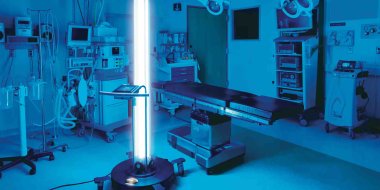 Какой УФ-спектр (UVA, UVB, UVC) используется в медицине и почему?